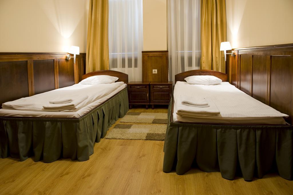 בידגוז'יז' Hotel Kresowianka מראה חיצוני תמונה